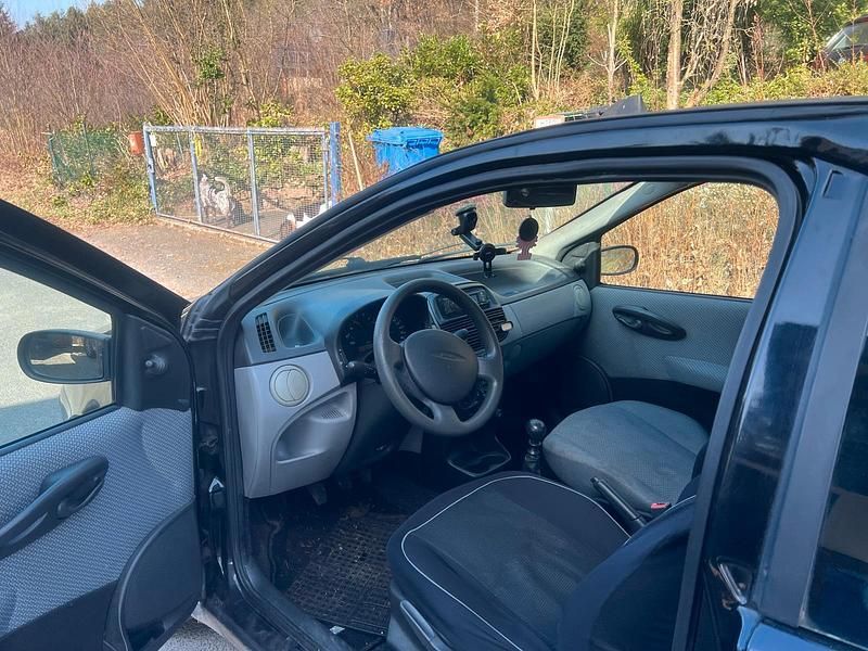Gebraucht Fiat Punto 75 PS (55 kW) 2002 Schwarz Kleinwagen