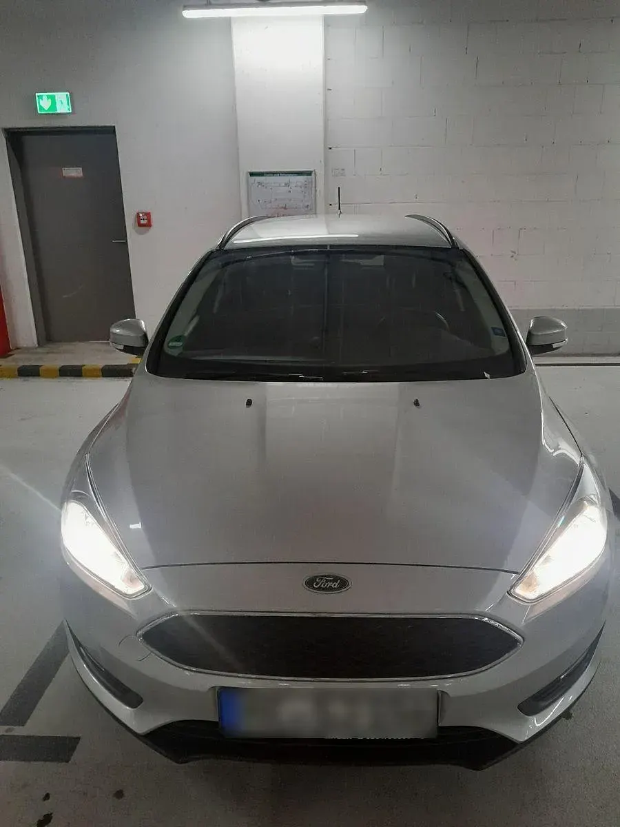 Gebraucht Ford Focus Cool & Connect 125 PS (91 kW) 2018 Silber Kombi