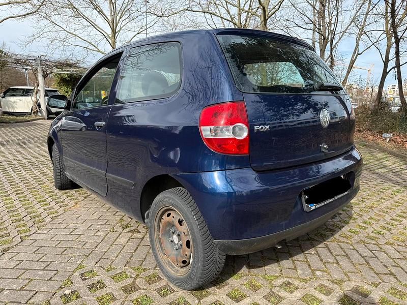 Gebraucht VW Fox 55 PS (40 kW) 2007 Blau Kleinwagen