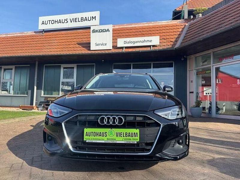 Gebraucht Audi A4 Basis 150 PS (110 kW) 2022 Schwarz Kombi