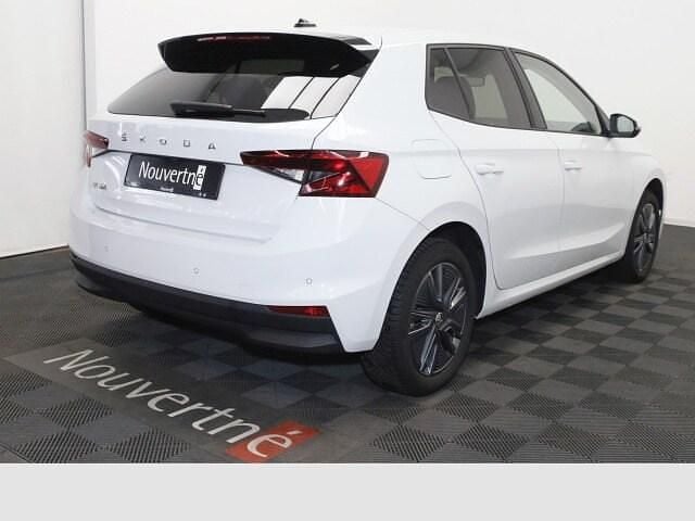 Gebraucht Skoda Fabia 95 PS (69 kW) 2023 Moonweiß perleffekt