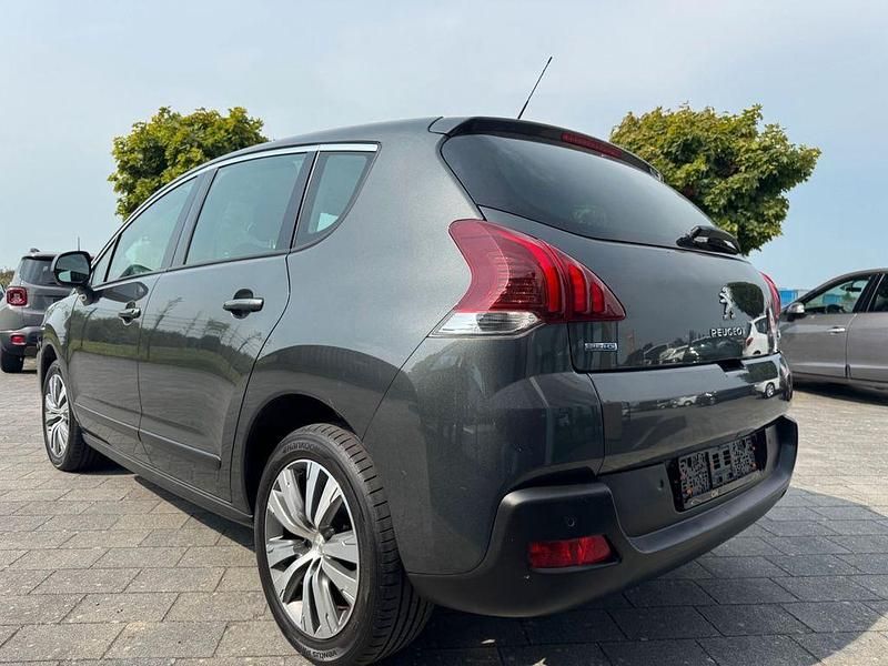 Gebraucht Peugeot 3008 Active 120 PS (88 kW) 2016 SUV