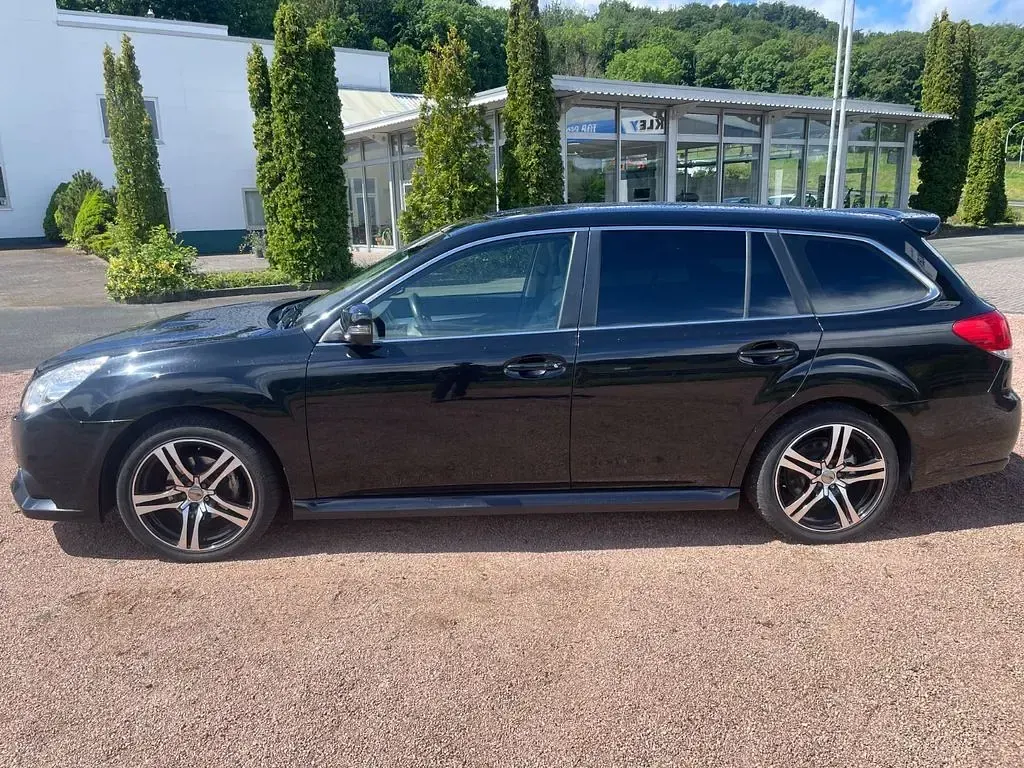 Gebraucht Subaru Outback Comfort 150 PS (110 kW) 2014 Schwarz Kombi