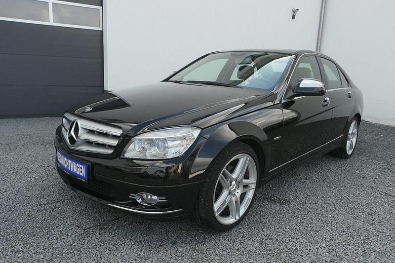 Schwarz Gebraucht 2007 Mercedes C280 Avantgarde Limousine | 8.900 € (Fairer Preis) - Bild 1/4