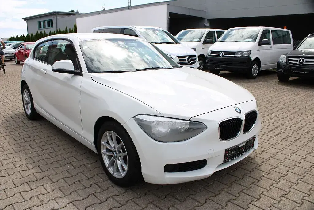 Gebraucht BMW 116 136 PS (100 kW) 2013 Weiß Kleinwagen