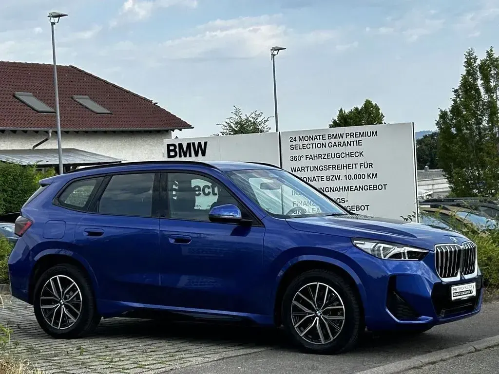 Gebraucht BMW X1 M Sport 197 PS (144 kW) 2025 Portimao blau SUV