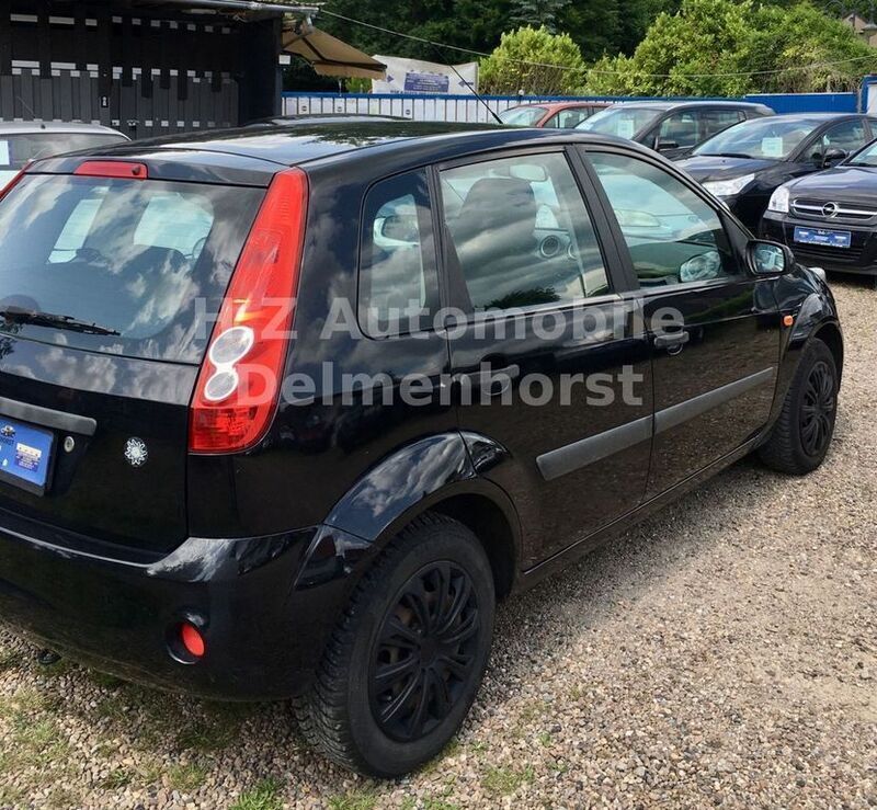 Gebraucht Ford Fiesta 80 PS (58 kW) 2007 Schwarz Kleinwagen