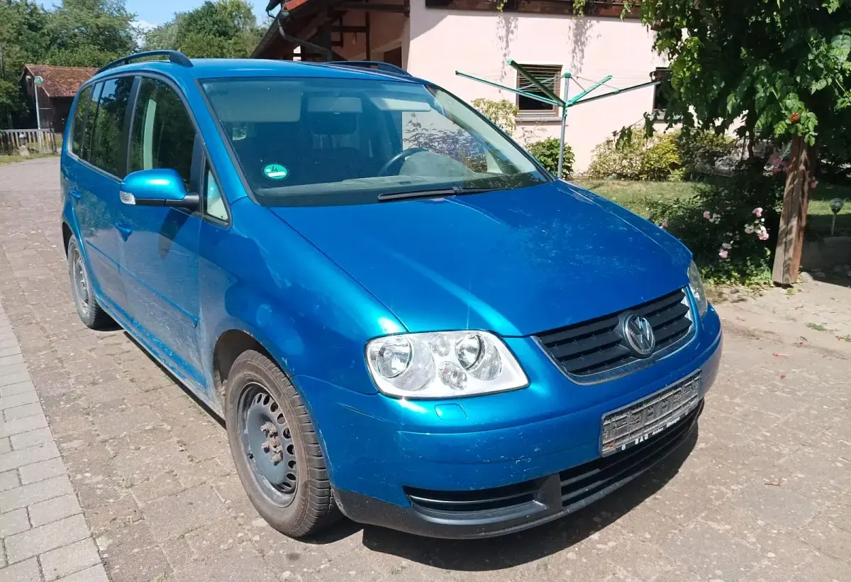 Gebraucht VW Touran 115 PS (84 kW) 2005 Blau Van / Kleinbus