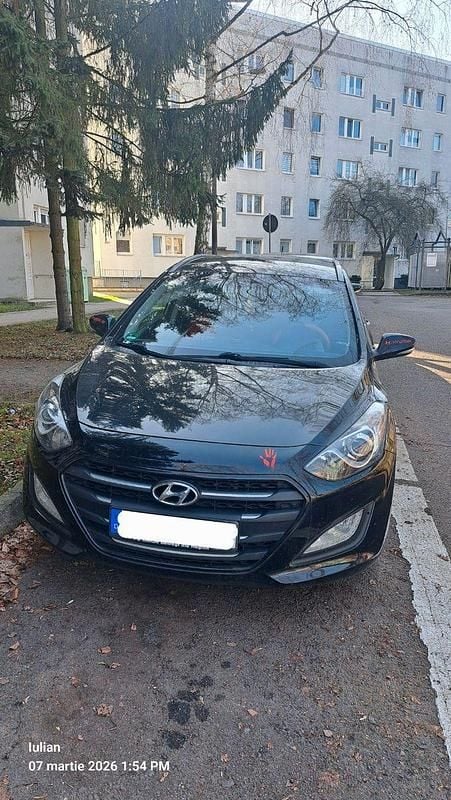Gebraucht Hyundai i30 Classic 110 PS (80 kW) 2016 Schwarz Kombi