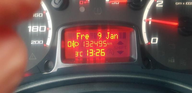 Gebraucht Ford Ka Trend 69 PS (50 kW) 2016 Weiß Kleinwagen