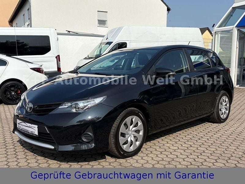 Schwarz Gebraucht 2014 Toyota Auris Cool Limousine | 7.490 € (Fairer Preis) - Bild 1/4