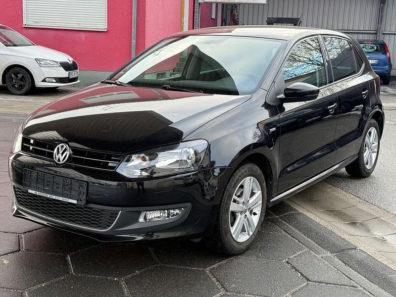 Schwarz Gebraucht 2012 VW Polo Match Limousine | 5.999 € (Fairer Preis) - Bild 1/4