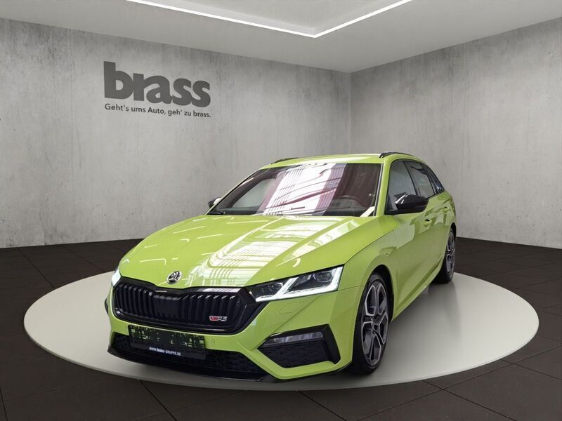 Mambagrün Gebraucht 2022 Skoda Octavia RS Kombi | 33.800 € (Etwas zu teuer) - Bild 1/4