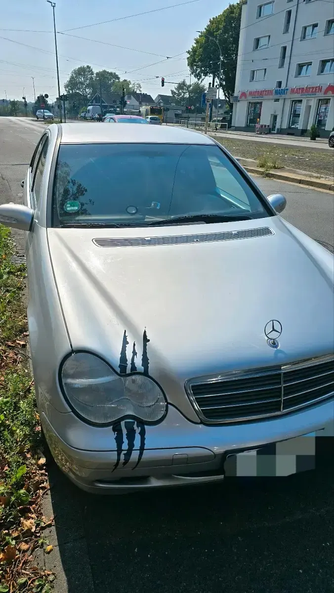 Second-hand Mercedes C200 116 CP (85 kW) 2002 Gri Berlinǎ