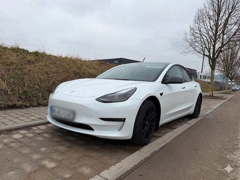Gebraucht Tesla Model 3 Long Range AWD 366 kW (498 PS) 2022 Weiß Limousine