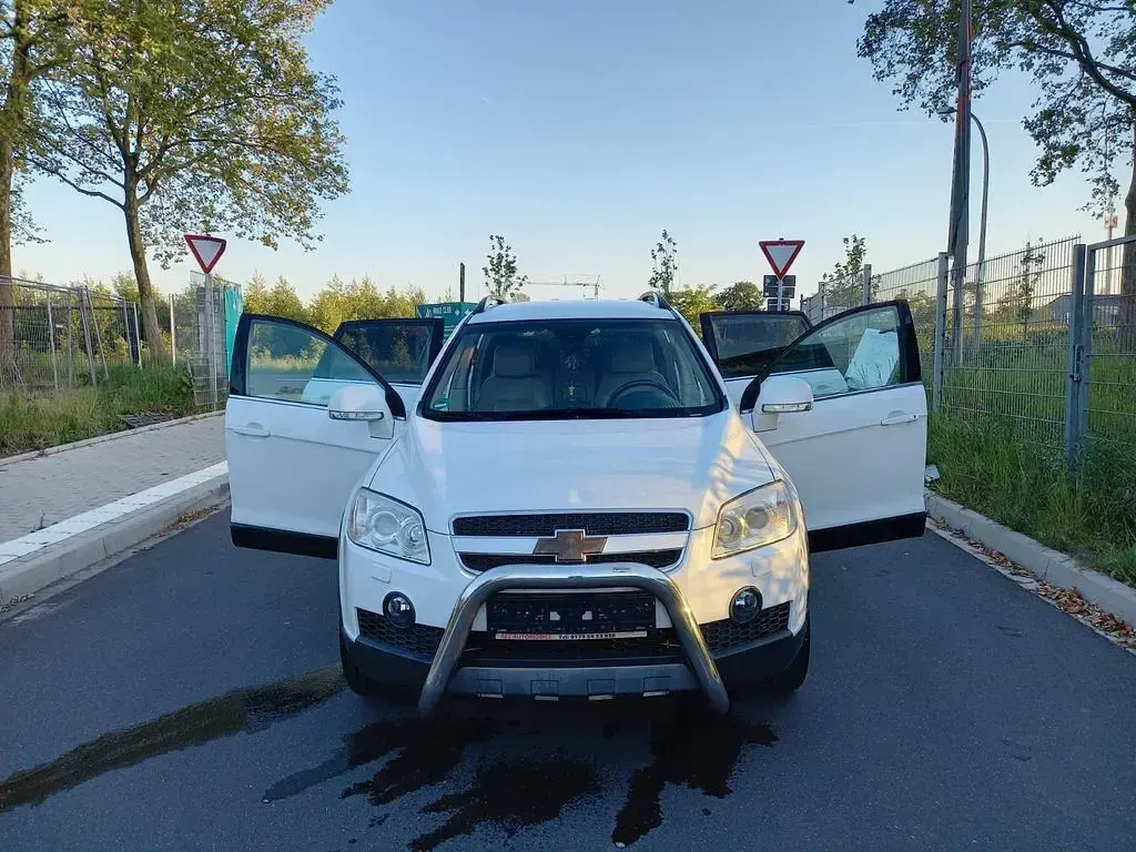 Gebraucht Chevrolet Captiva LT 150 PS (110 kW) 2008 Weiß SUV