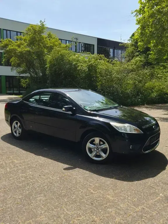 Gebraucht Ford Focus Cabriolet Trend 101 PS (74 kW) 2009 Schwarz Cabrio