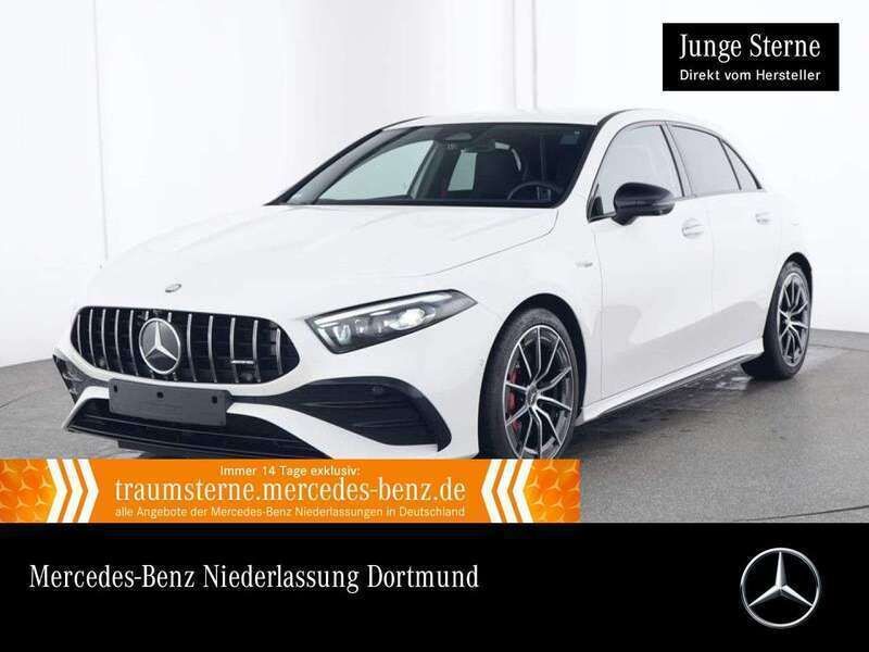 Weiß Gebraucht 2024 Mercedes A35 AMG Night Limousine | 40.890 € (Superpreis) - Bild 1/3