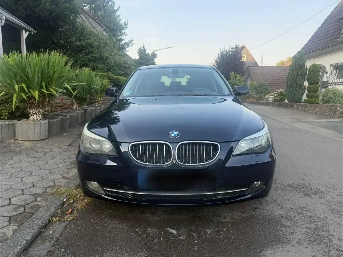 Gebraucht BMW 525 Sport Line 197 PS (144 kW) 2007 Blau Kombi