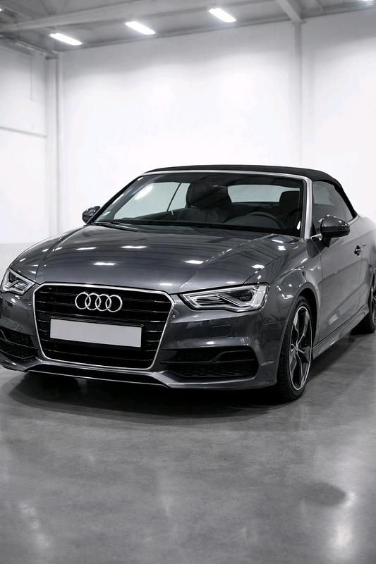 Grau Gebraucht 2016 Audi A3 Cabriolet S-Line Cabrio | 17.500 € - Bild 1/4