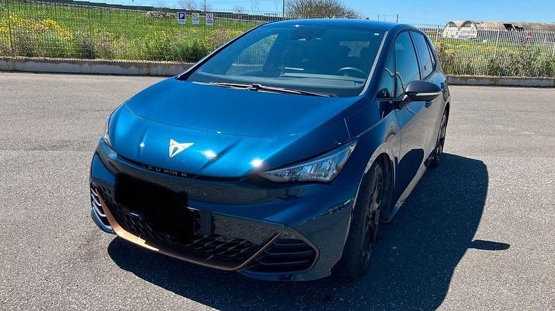 Usata Cupra Born 169 kW (231 CV) 2024 Blu Utilitaria