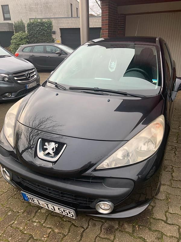 Schwarz Gebraucht 2009 Peugeot 207 Urban Move Kleinwagen | 2.100 € (Fairer Preis) - Bild 1/2