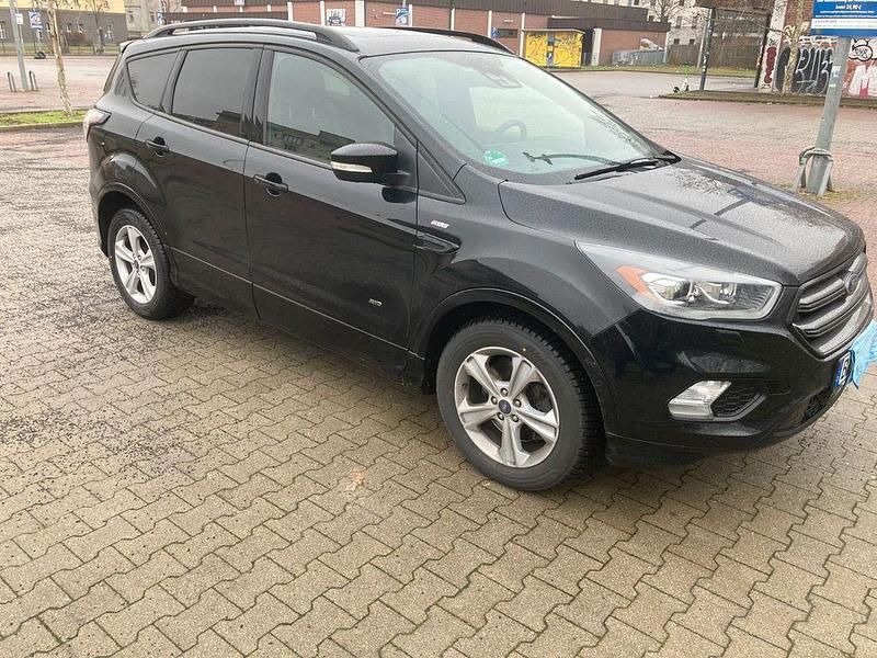 Schwarz Gebraucht 2017 Ford Kuga ST-Line SUV | 12.750 € (Superpreis) - Bild 1/4