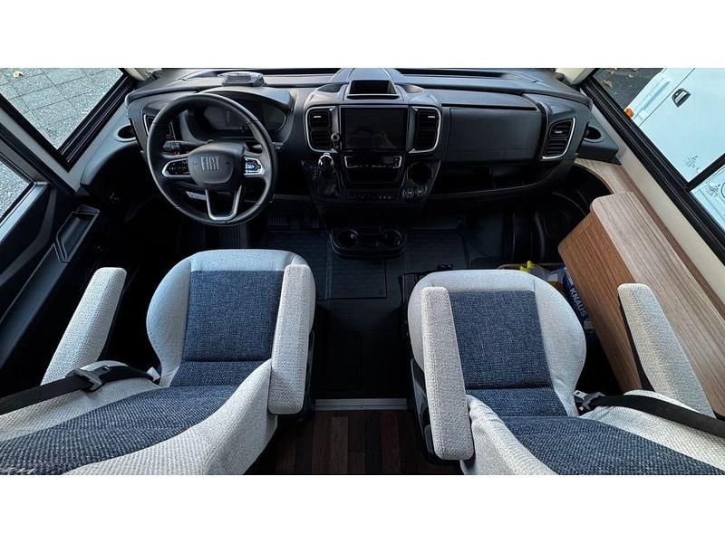 Gebraucht Weinsberg CaraCore 179 PS (131 kW) 2025 Weiss Van