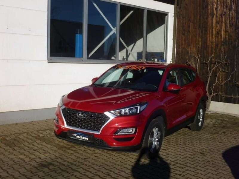 Rot Gebraucht 2019 Hyundai Tucson Select SUV | 13.990 € (Superpreis) - Bild 1/4