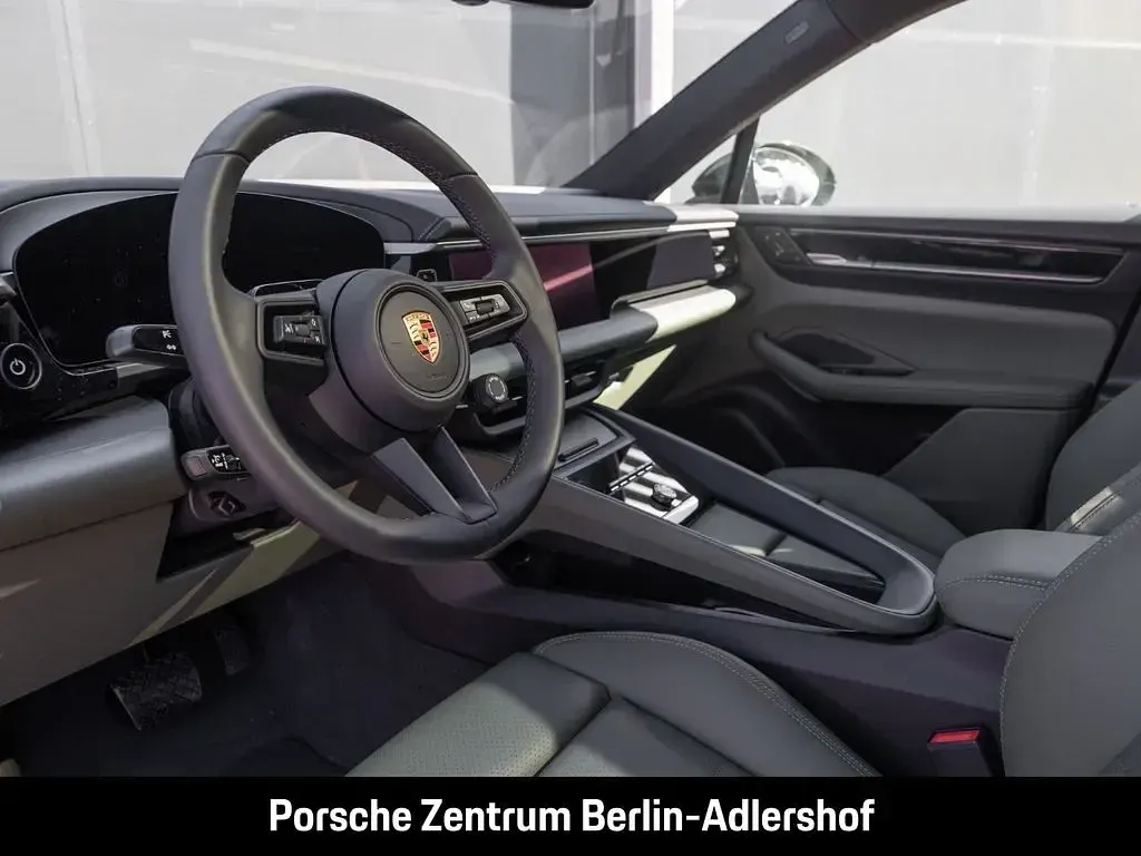 Gebraucht Porsche Macan 264 kW (360 PS) 2026 Gruen SUV