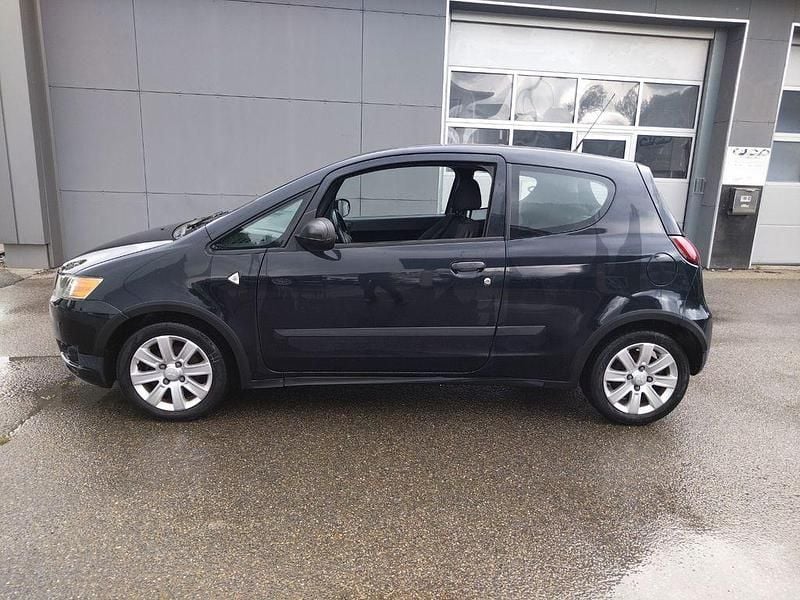 Schwarz Gebraucht 2011 Mitsubishi Colt Edition Limousine | 3.900 € (Fairer Preis) - Bild 1/4