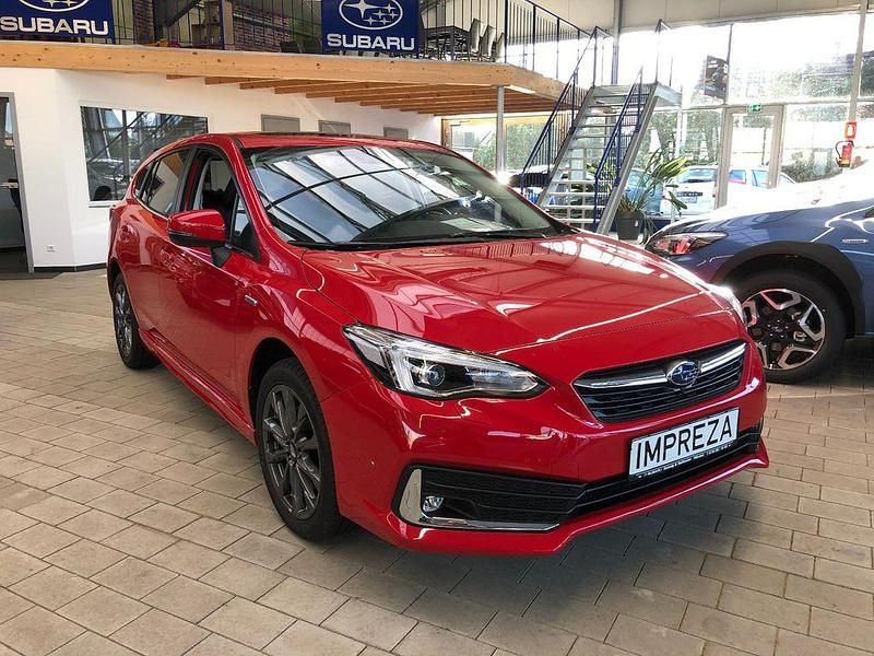 Rot Gebraucht 2020 Subaru Impreza Platinum Limousine | 22.950 € (Etwas zu teuer) - Bild 1/4