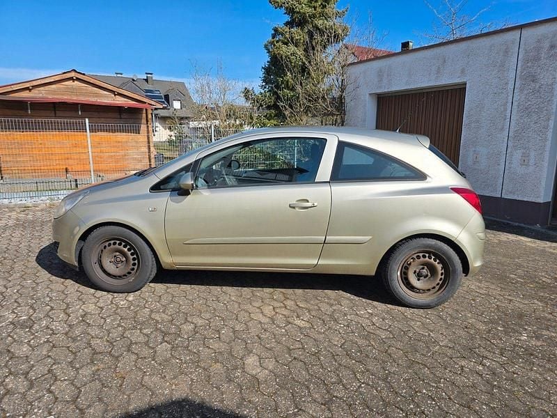 Gebraucht Opel Corsa 80 PS (58 kW) 2006 Gold Kleinwagen