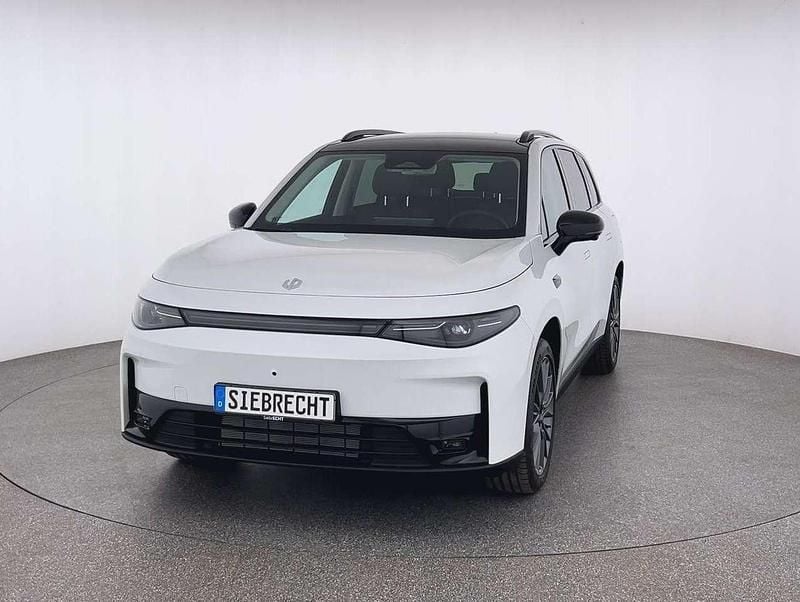 Weiß Neu 2025 Leapmotor C10 SUV | 40.295 € (Fairer Preis) - Bild 1/4