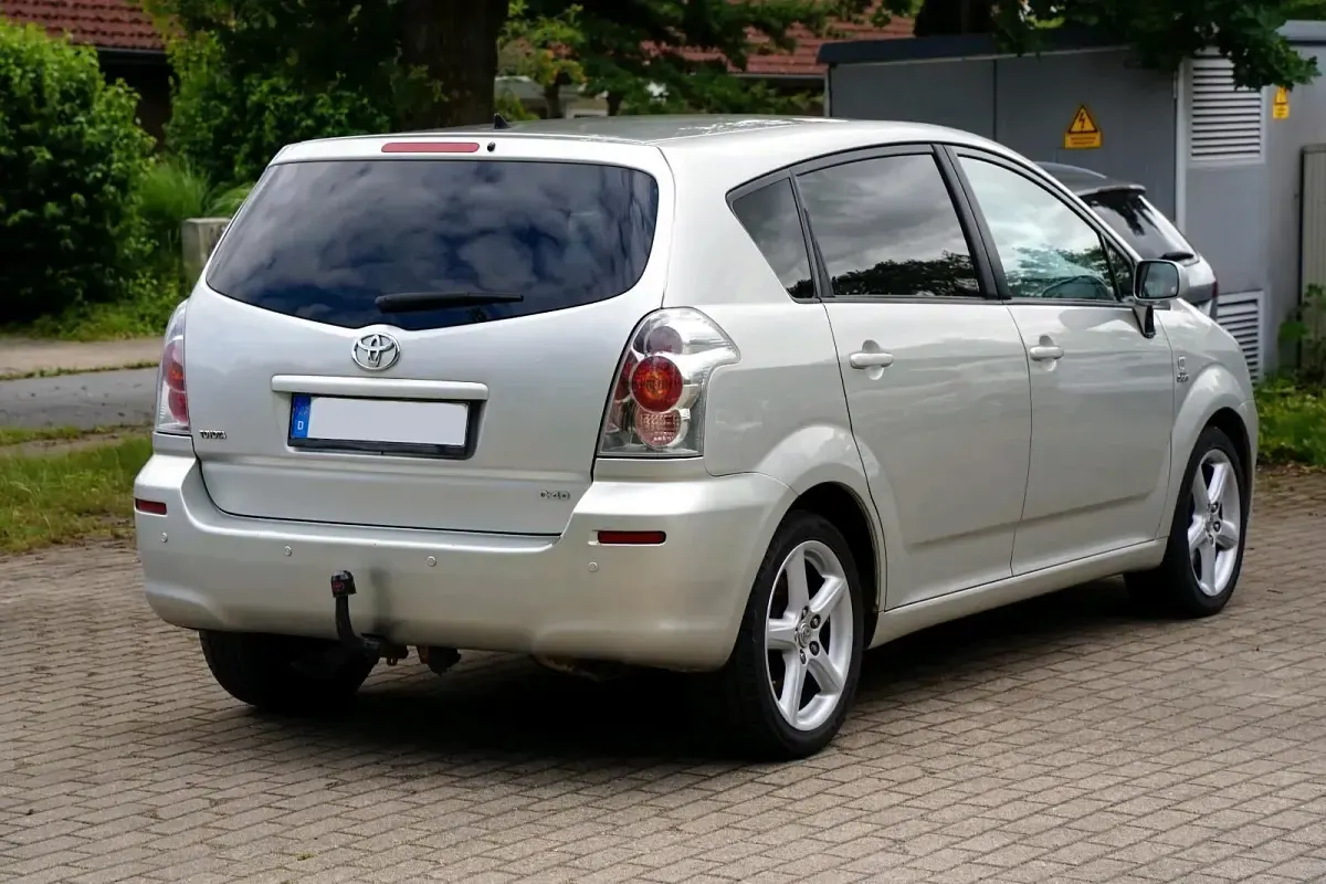 Gebraucht Toyota Corolla Verso 177 PS (130 kW) 2006 Silber Van / Kleinbus