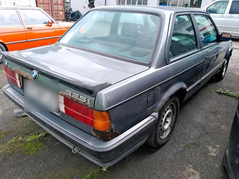 Gebraucht BMW 325 170 PS (125 kW) 1988 Coupé