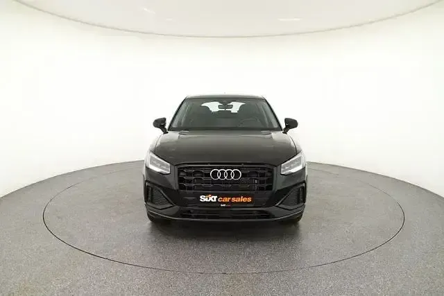 Używany Audi Q2 Advanced 150 KM (110 kW) 2025 Czarny SUV