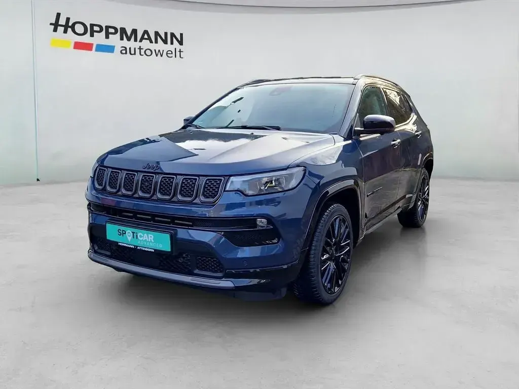 Usado Jeep Compass 131 HP (96 kW) 2023 Azul SUV