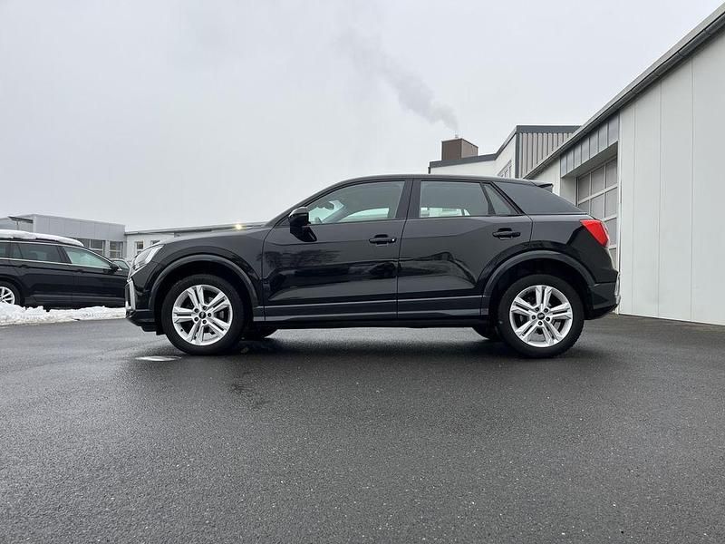 Gebraucht Audi Q2 Advanced Plus 150 PS (110 kW) 2022 Schwarz SUV