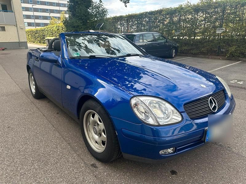 Gebraucht Mercedes SLK200 136 PS (100 kW) 1997 Blau Cabrio