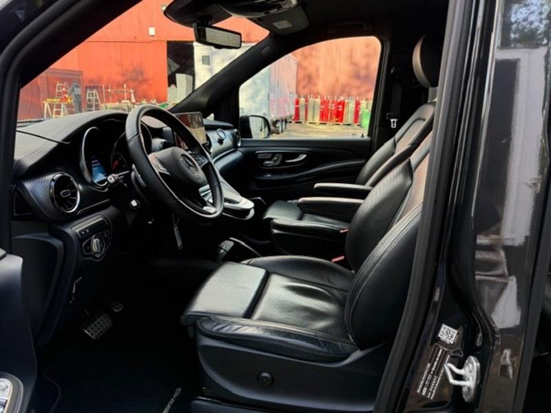 Gebraucht Mercedes V300 Edition 236 PS (173 kW) 2022 Schwarz Van / Kleinbus