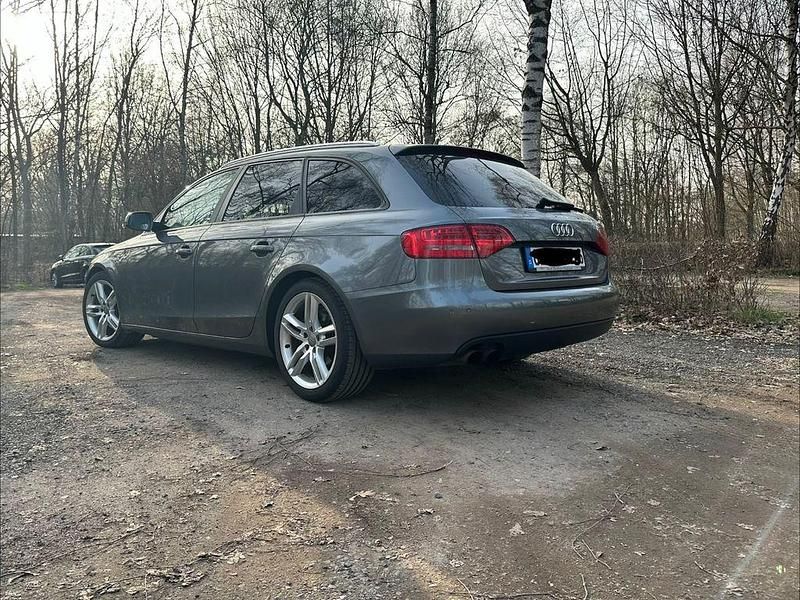 Gebraucht Audi A4 S-Line 160 PS (117 kW) 2011 Grau Kombi