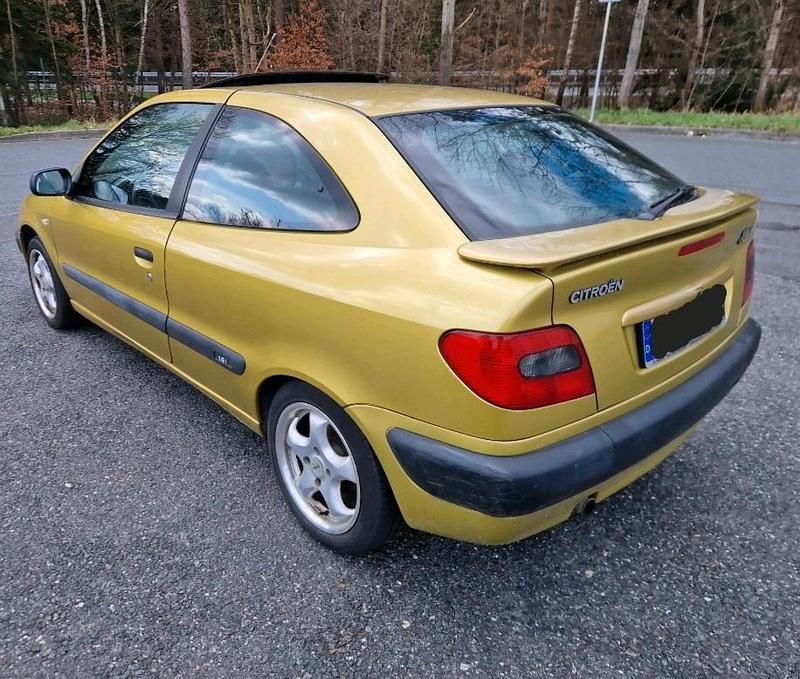 Gold Gebraucht 2000 Citroën Xsara Coupé | 550 € (Fairer Preis) - Bild 1/4