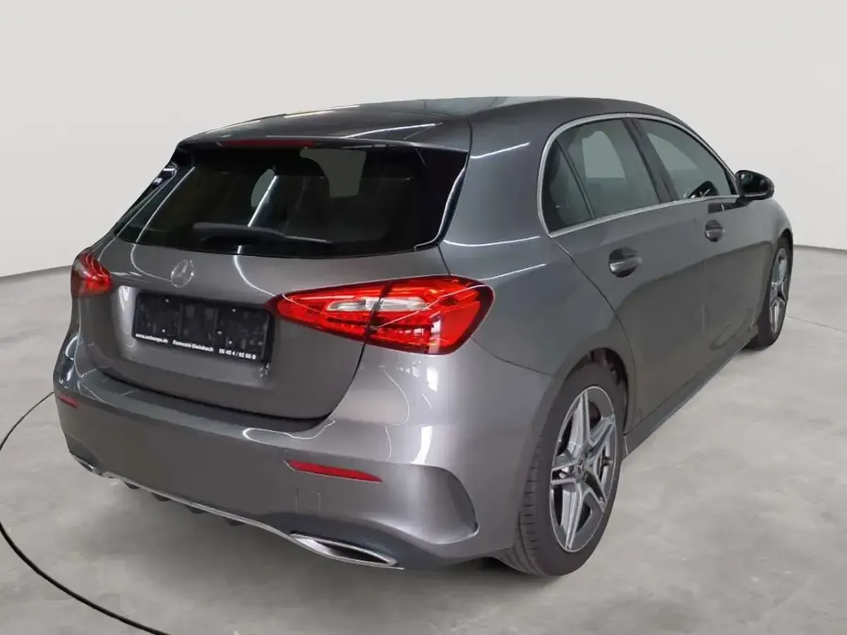 Gebraucht Mercedes A220 AMG line 190 PS (139 kW) 2022 Mountaingrau metallic Limousine