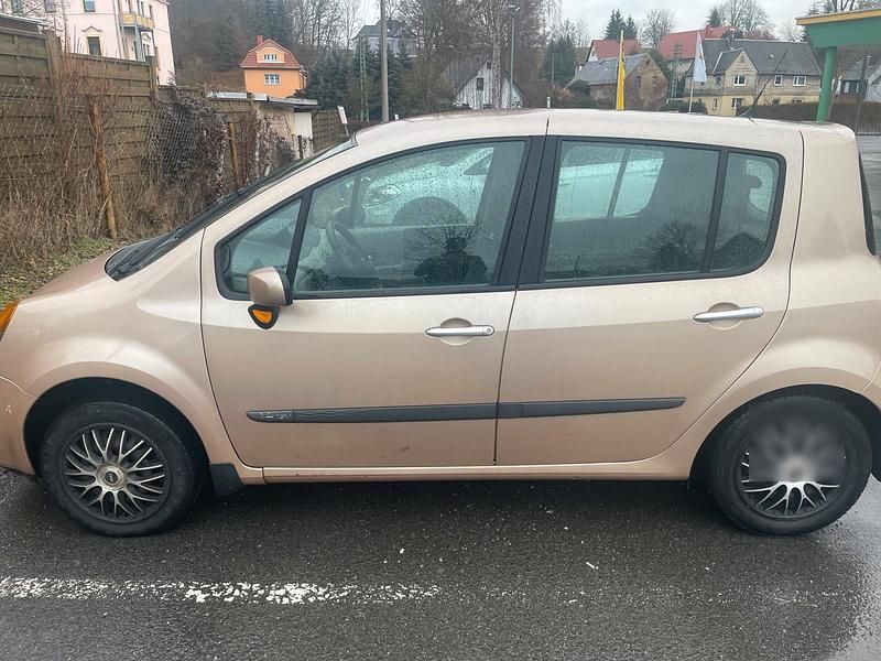 Gebraucht Renault Modus 98 PS (72 kW) 2005 Gold Van / Kleinbus