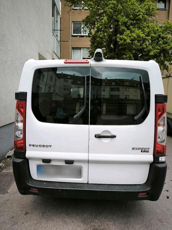 Gebraucht Peugeot Expert 90 PS (66 kW) 2015 Weiß Van