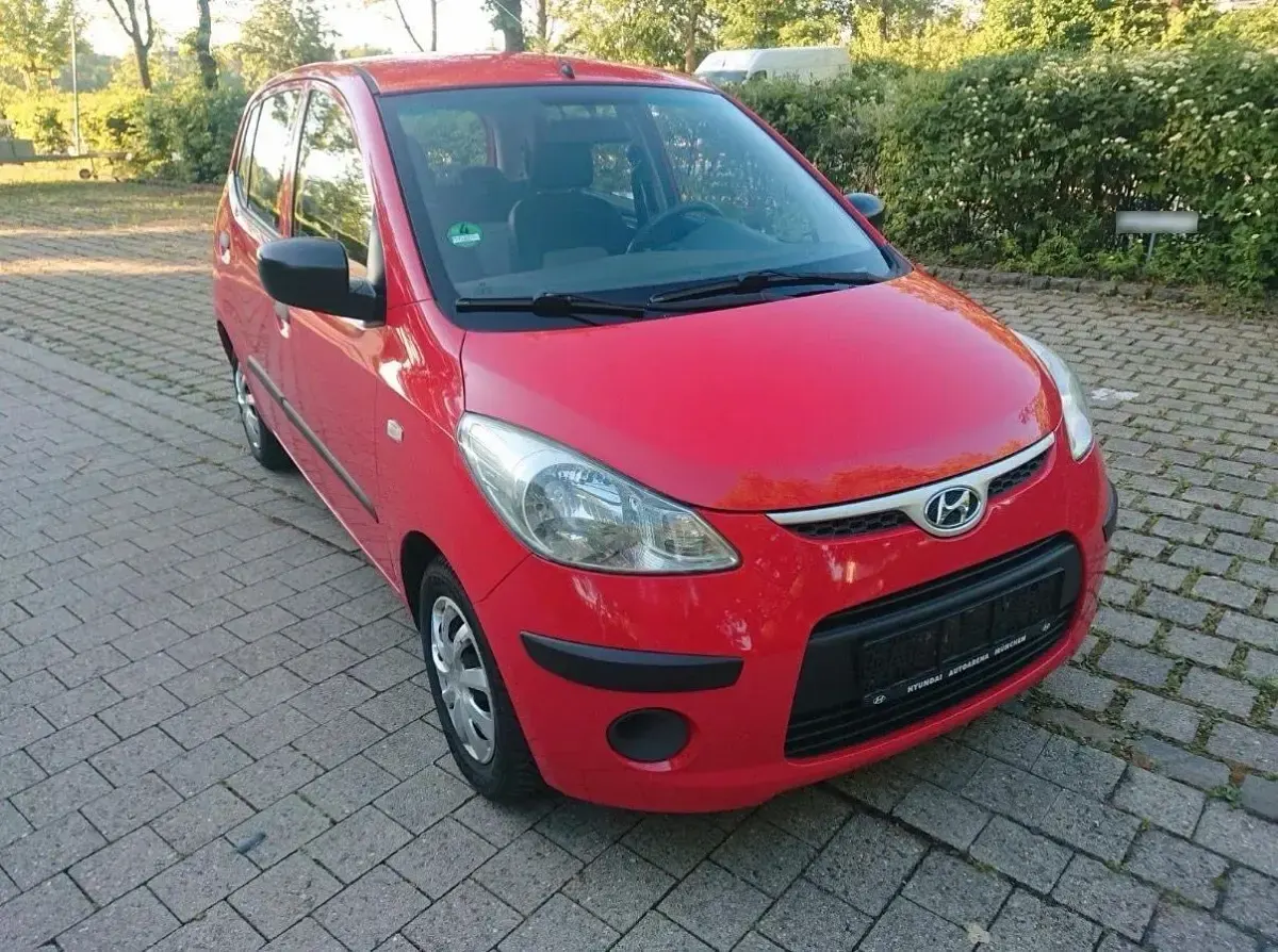 Gebraucht Hyundai i10 67 PS (49 kW) 2009 Rot Kleinwagen