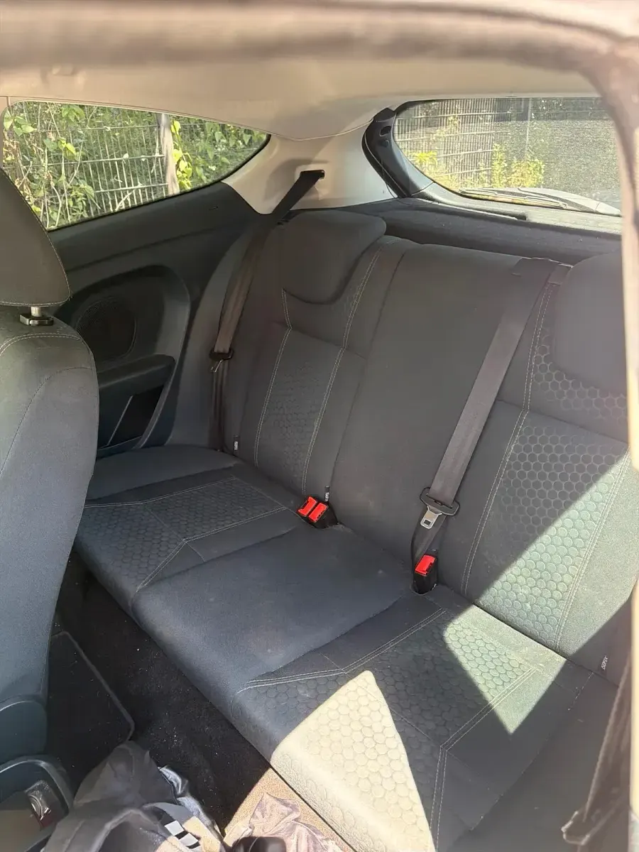 Gebraucht Ford Fiesta 82 PS (60 kW) 2009 Weiß Kleinwagen