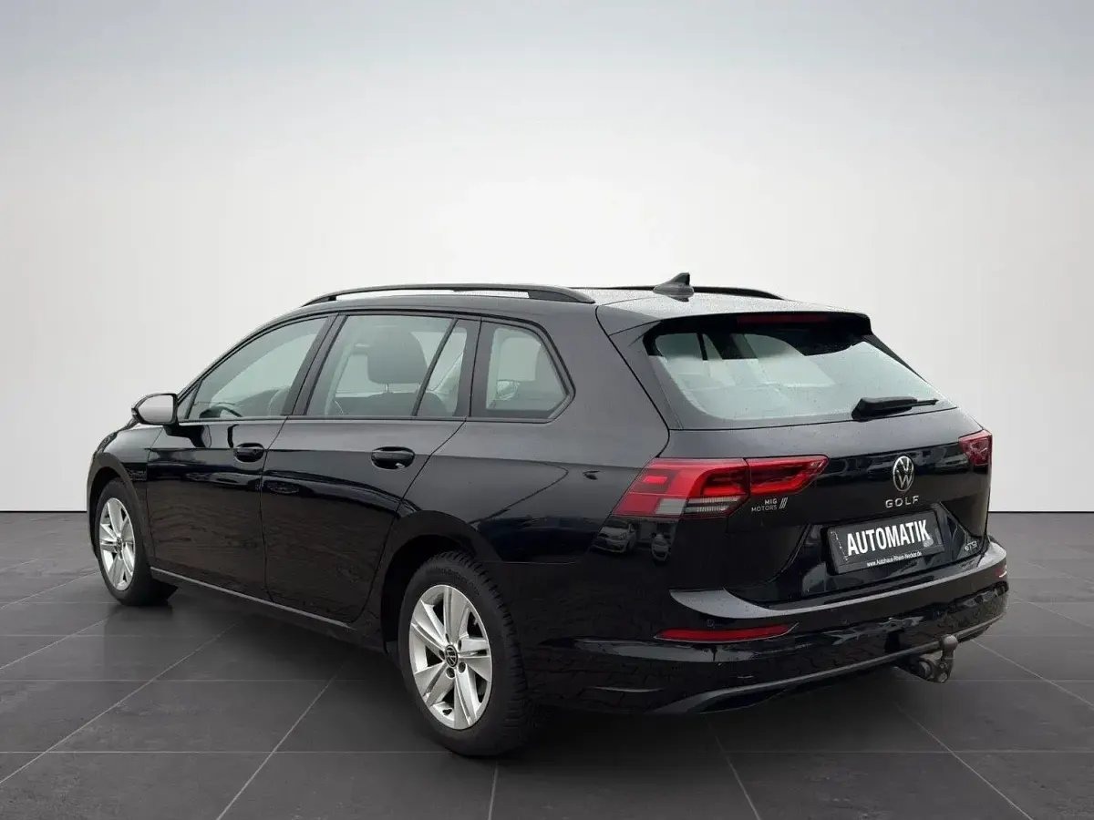 Gebraucht VW Golf VIII 110 PS (80 kW) 2021 Schwarz Kombi