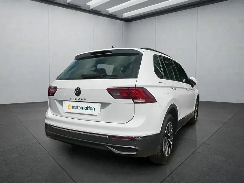 Gebraucht VW Tiguan 150 PS (110 kW) 2022 Weiß SUV